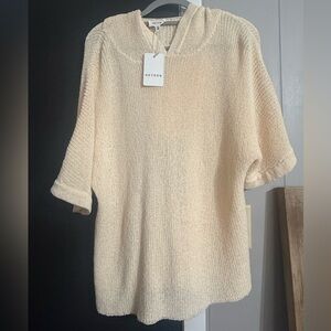Heyson Cream Knit Women's Top
